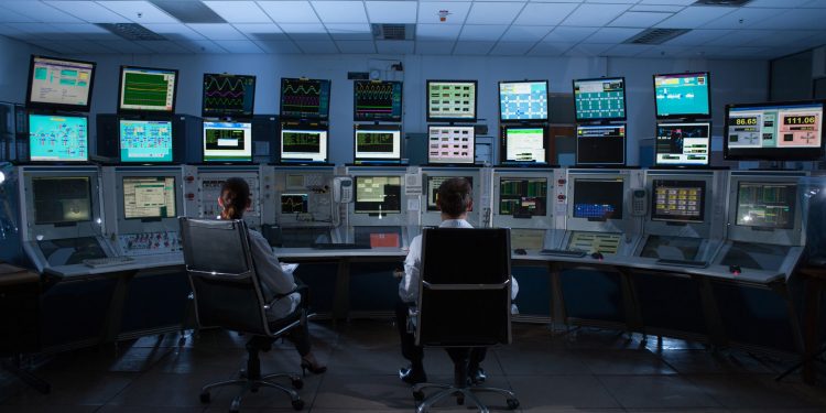 通过云成熟度模型实现云卓越性和效率