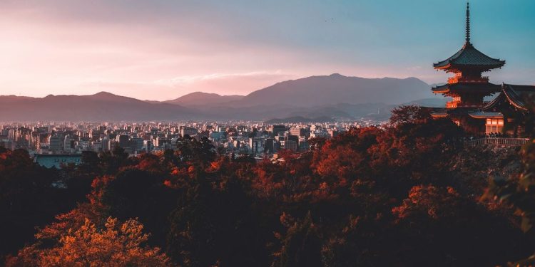 在日本应对债务负担之际，东京上市的 Metaplanet 采用比特币 (BTC) 作为战略储备资产