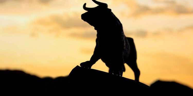 交易员称，随着抛售压力缓解，比特币 (BTC) 价格可能触及 7.4 万美元高位