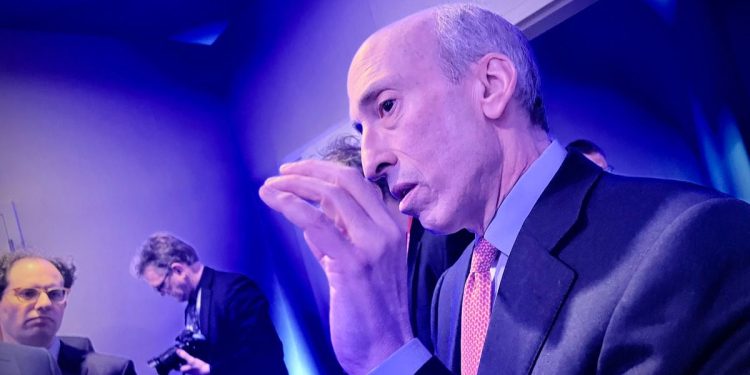 华尔街要求拜登不要否决国会拒绝 SEC 的 SAB 121 加密政策