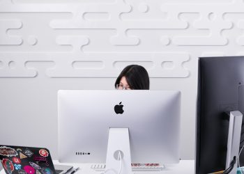 IBM Cloud 上的可部署架构：VPC 登陆区的 IaC 方面概览