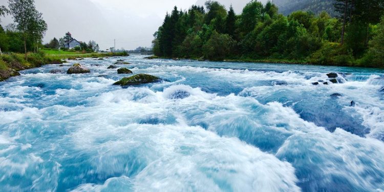 以太坊 ETH 价格上涨促使 3 亿美元资金流入加密货币交易所，这可能是获利回吐的迹象