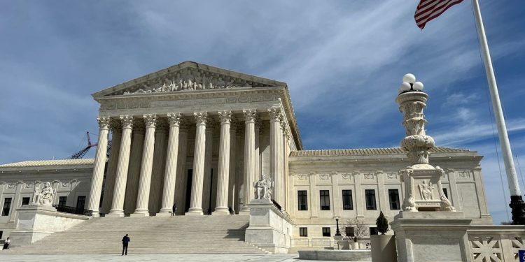 Coinbase 在美国最高法院败诉，公司业绩好坏参半