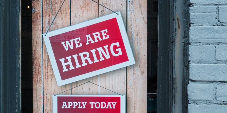 乔布斯错失后比特币价格 (BTC) 升至 6 万美元以上