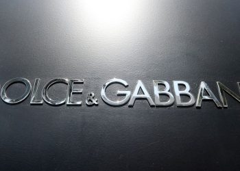 杜嘉班纳 (Dolce & Gabbana) 因其 NFT 交付混乱而被起诉:彭博社