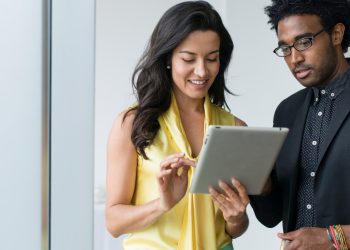 BI 的新时代:克服采用率低的问题,让所有人都能做出明智的决策