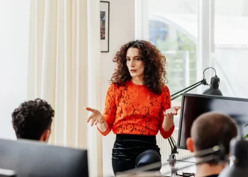 扩展基础模型的伦理考虑