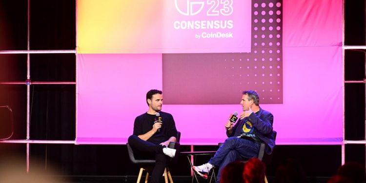 Bitstamp 将以 2 亿美元的价格出售给 Robinhood