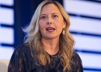 白宫预计将提名克里斯蒂·戈德史密斯·罗梅罗为下一任 FDIC 主席，并提名克里斯汀·约翰逊担任新财政部长