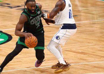 由于 NHL 和 NBA 的赌注失败,Drake 濒临损失 100 万美元比特币