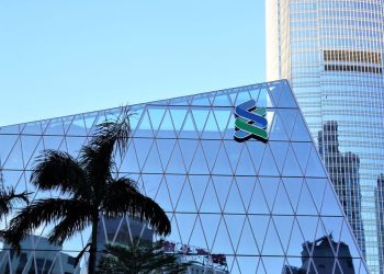渣打银行正在建立现货比特币 (BTC)、以太币 (ETH) 交易柜台:彭博社