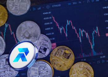 RCO Finance(RCOF)与 Dogecoin20(DOGE20)——市场影响的战略比较