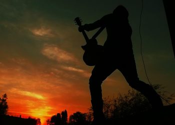 攻击者获得 Metallica 的 X 帐户访问权限并推广诈骗代币