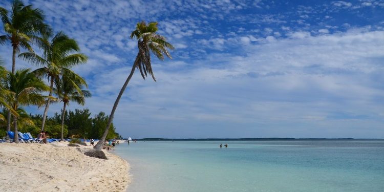 FTX 崩盘一年半后，巴哈马再次“敢于”出台新加密货币法