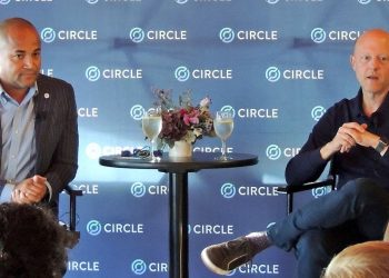 Circle 根据欧盟新的 MiCA 加密货币规则获得首个稳定币许可证