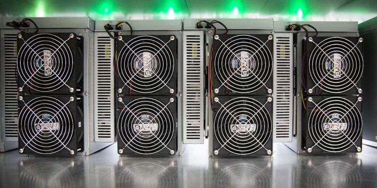 比特币矿机亏损,BTC 价格跌至 5.4 万美元