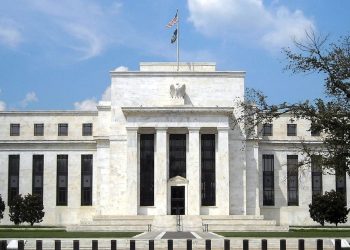 鹰派 FOMC 声明发布后,比特币价格(BTC)仍维持在 66.5 万美元
