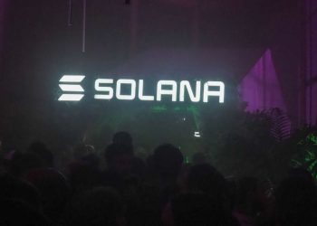 交易员称,Solana 交易所交易基金 (ETF) 的希望和基本面的上升正在推动 SOL 代币价格上涨