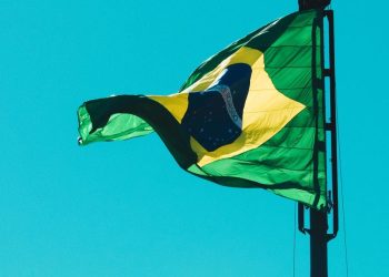 巴西民警捣毁贩毒团伙的加密货币洗钱计划