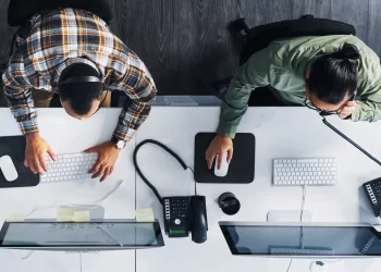 技术生命周期服务:展望下一代人工智能支持