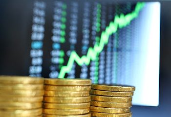 今日加密货币市场:由于美联储降息希望,比特币飙升至 11.5 万美元以上,但聪明的钱正在购买这种山寨币