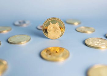 狗狗币守住了底线，但势头却表明情况并非如此——一场关键的僵局即将展开