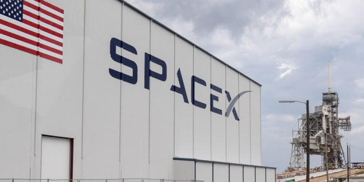 SpaceX 在 IPO 传言和未来计划中转移了 9400 万美元的比特币
